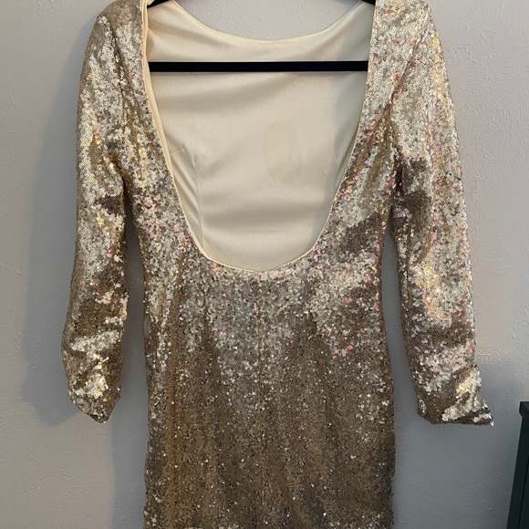 Dress - Picture 2 of 2